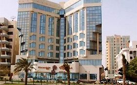 Phoenicia Tower Hotel And Spa Manamah Exterior photo