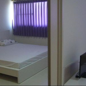 Room In Bb - Thailand Taxiapartment Hostel, Air Conditioning And Free Wifi Bangkok Exterior photo
