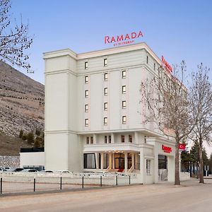 Ramada By Wyndham Elbistan Hotel Exterior photo
