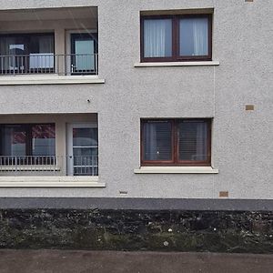 Beautiful 2-Bed Apartment In Campbeltown Exterior photo