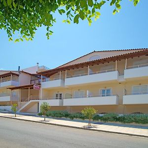 Agios Sostis Aparthotel Kyparissia Exterior photo