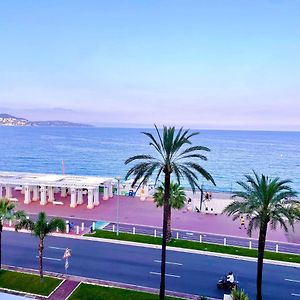 A Charming Corner On The Promenade Des Anglais Nice Exterior photo