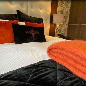 Croydon Lodge Hotel Gore Room photo