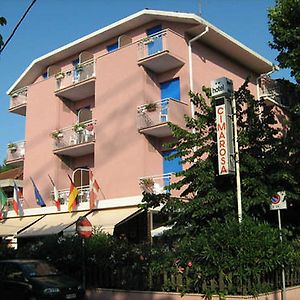 Hotel Cimarosa Riccione Exterior photo