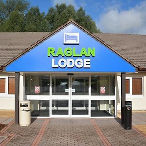 Raglan Lodge Monmouth Exterior photo