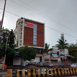 Pratibha Executive Hotel Osmanabad Exterior photo