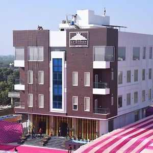 Hotel Le Grande Jaipur Exterior photo