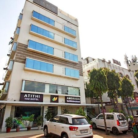 Atithi The Hotel Ahmedabad Buitenkant foto