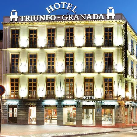 Exe Triunfo Granada Hotel Buitenkant foto
