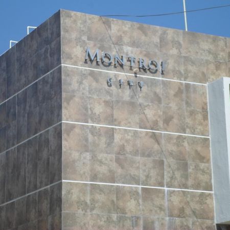 Hotel Montroi City Colima Buitenkant foto