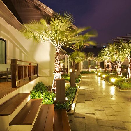 Long Beach Luxury Villas Pattaya Buitenkant foto