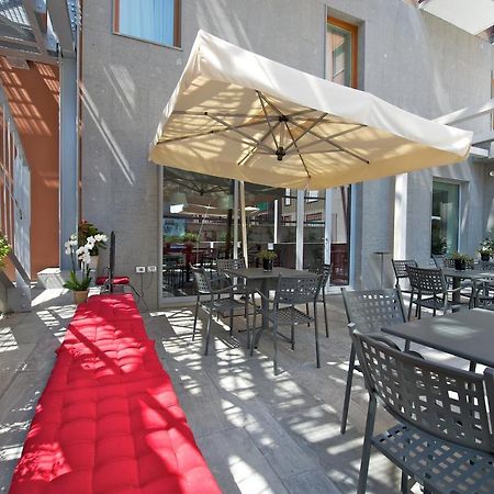 Hotel Mercure Milano Solari Restaurant foto
