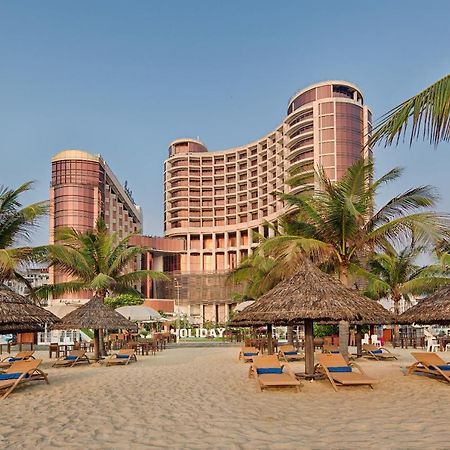 Holiday Beach Hotel Danang Buitenkant foto