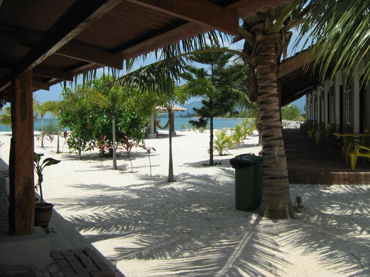 Senari Bay Resort Pantai Cenang  Buitenkant foto