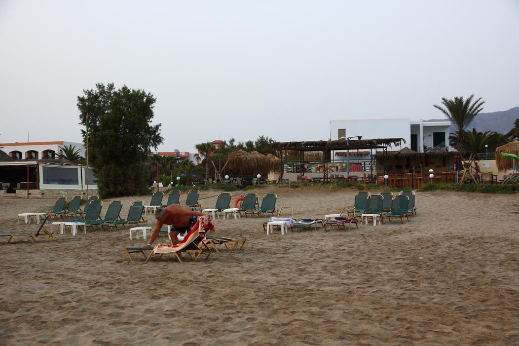 Sandy Beach Paralia Kourna Buitenkant foto