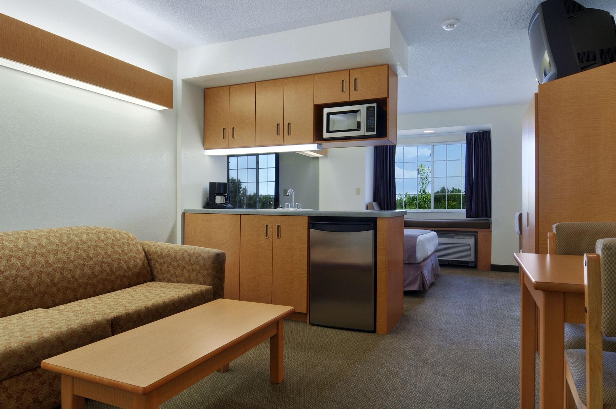 Microtel Inn & Suites By Wyndham Plattsburgh Kamer foto