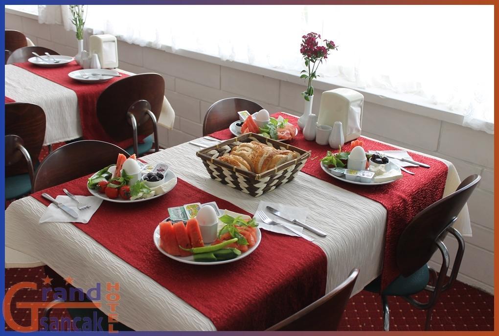 Grand Sancak Hotel Antalya Buitenkant foto