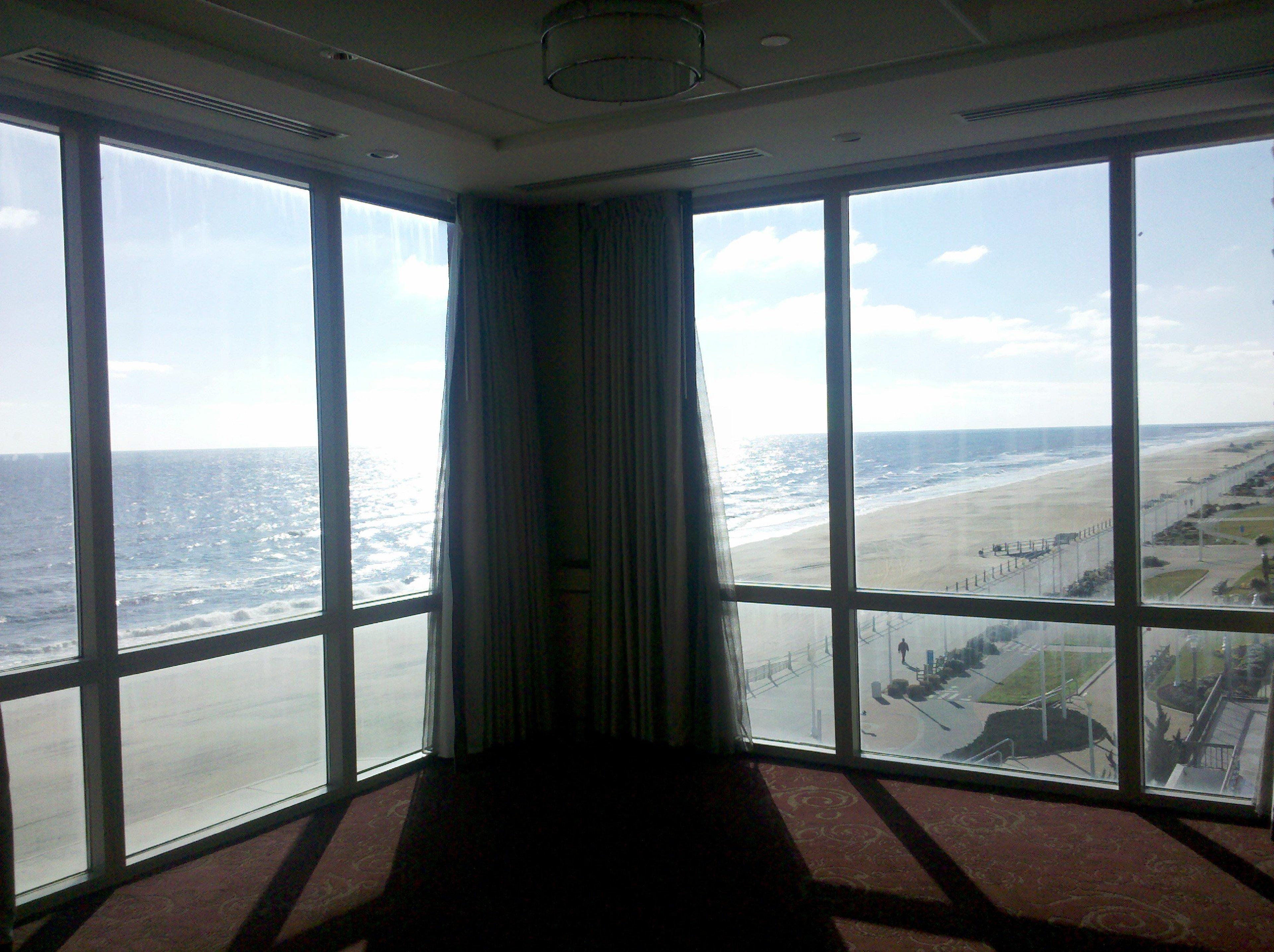 Holiday Inn & Suites Virginia Beach - North Beach, An Ihg Hotel Buitenkant foto