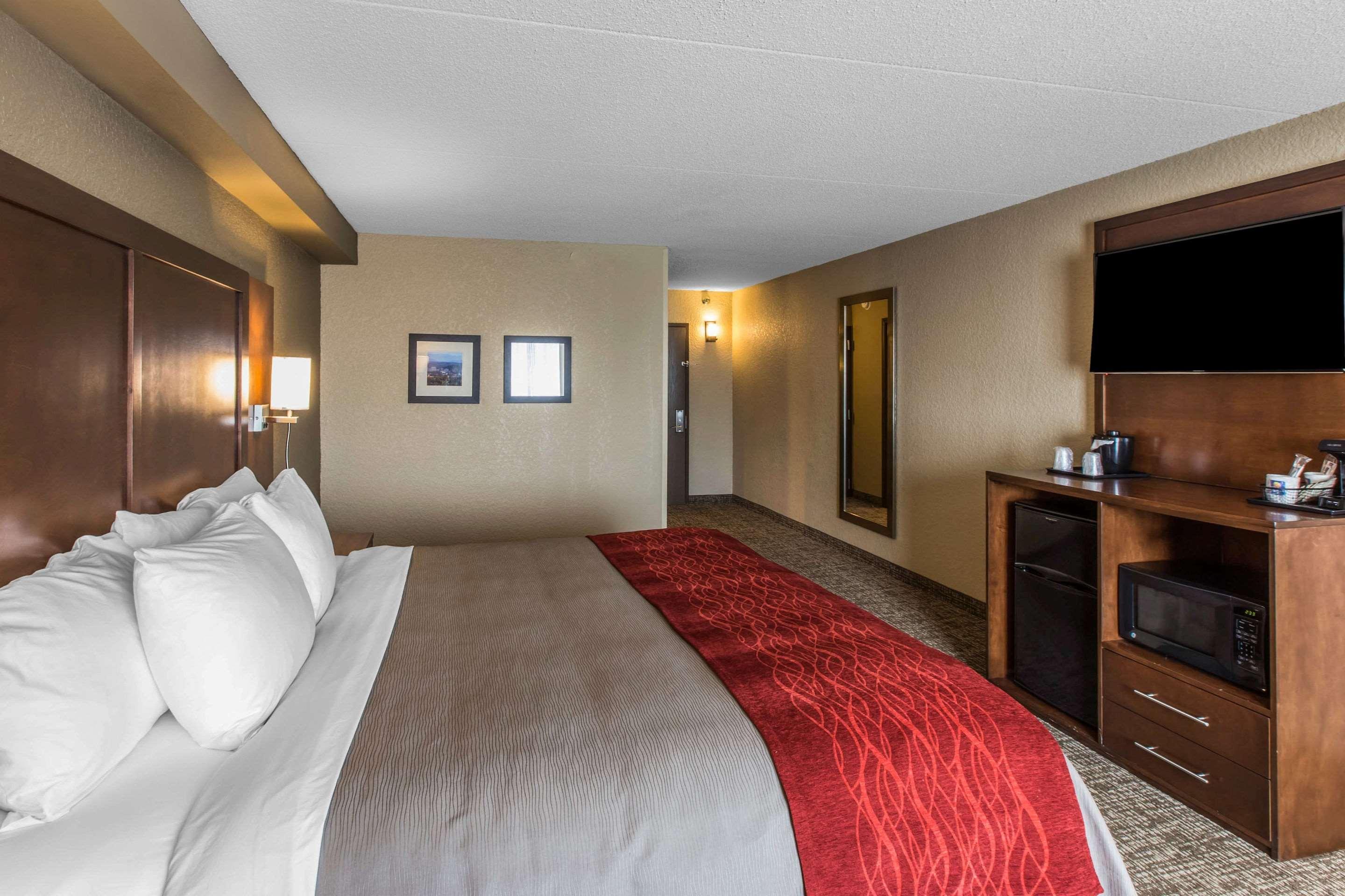 Comfort Inn & Suites Knoxville West Buitenkant foto