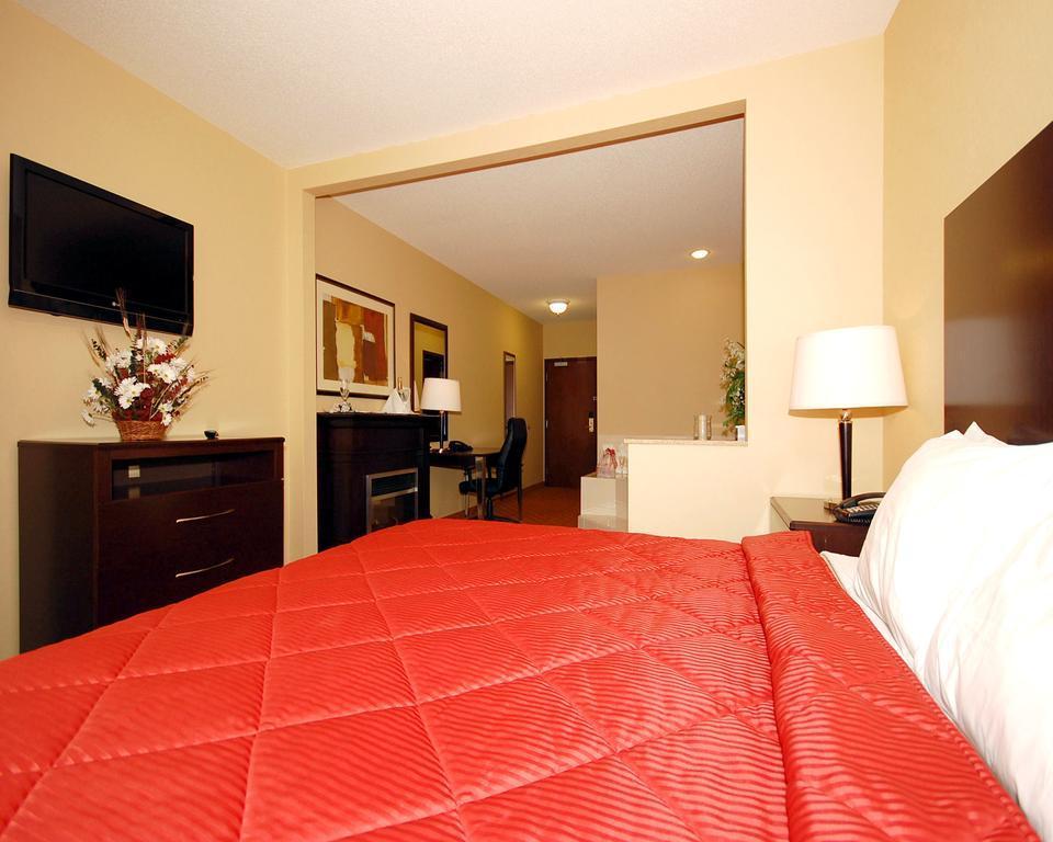 Comfort Inn & Suites Saratoga Springs Buitenkant foto