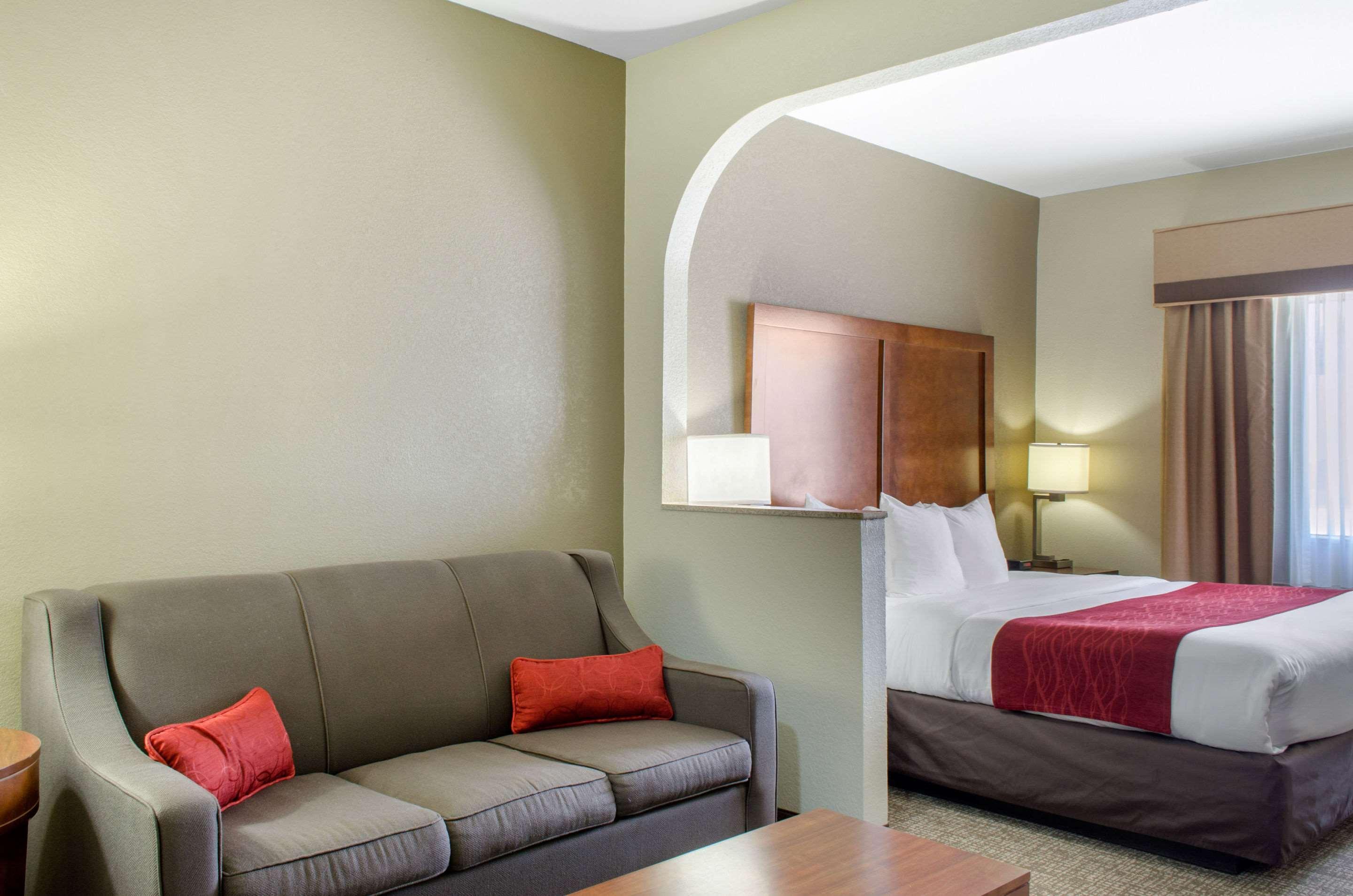 Comfort Inn & Suites Covington - Mandeville Buitenkant foto