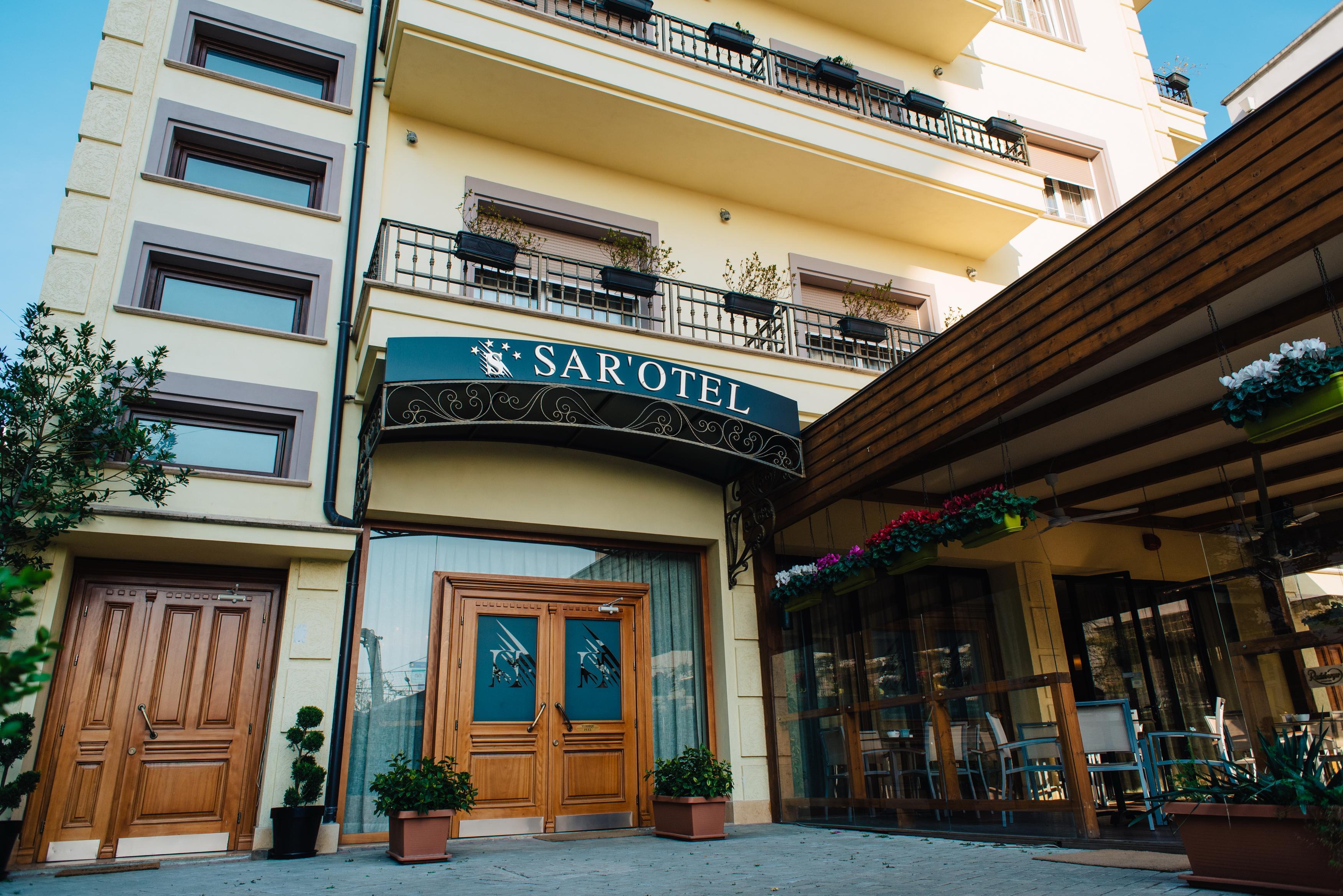 Sar'Otel Boutique Hotel Tirana Buitenkant foto