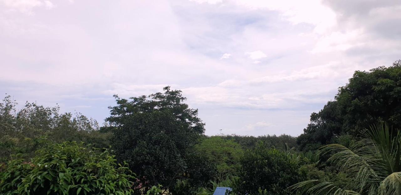 Pemandangan Indah Guest House - Look Out Point Villa- Pantai Cenang  Buitenkant foto
