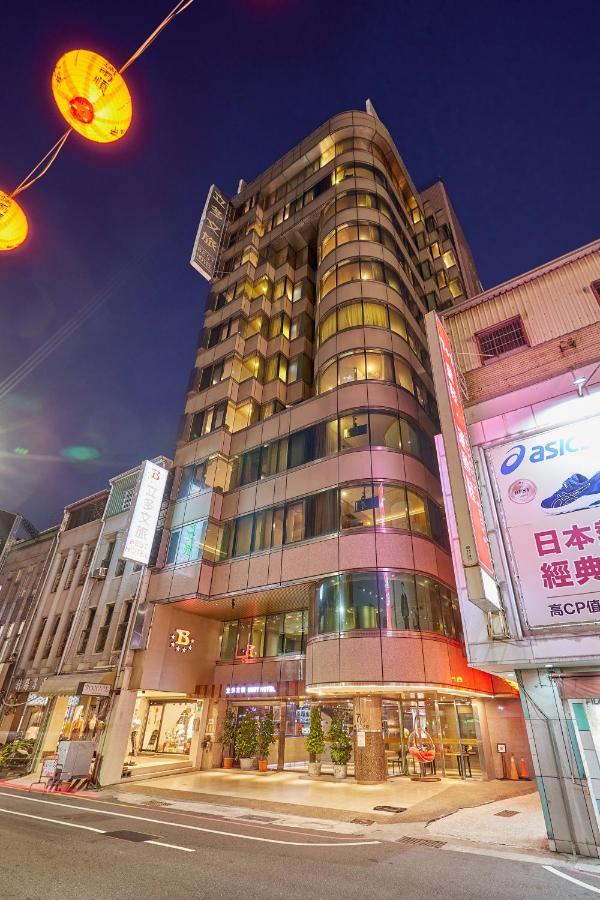 Li Duo Best Hotel-Tainan 台南立多文旅 Buitenkant foto