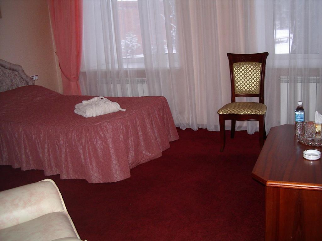 Imperatorskiy Palace Hotel Chabaraovsk Kamer foto