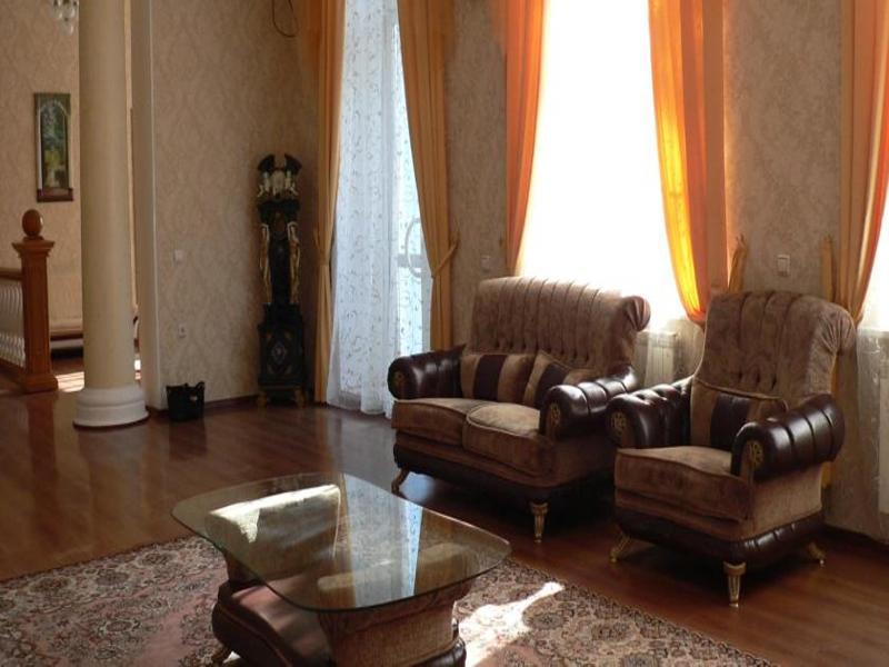 Imperatorskiy Palace Hotel Chabaraovsk Buitenkant foto