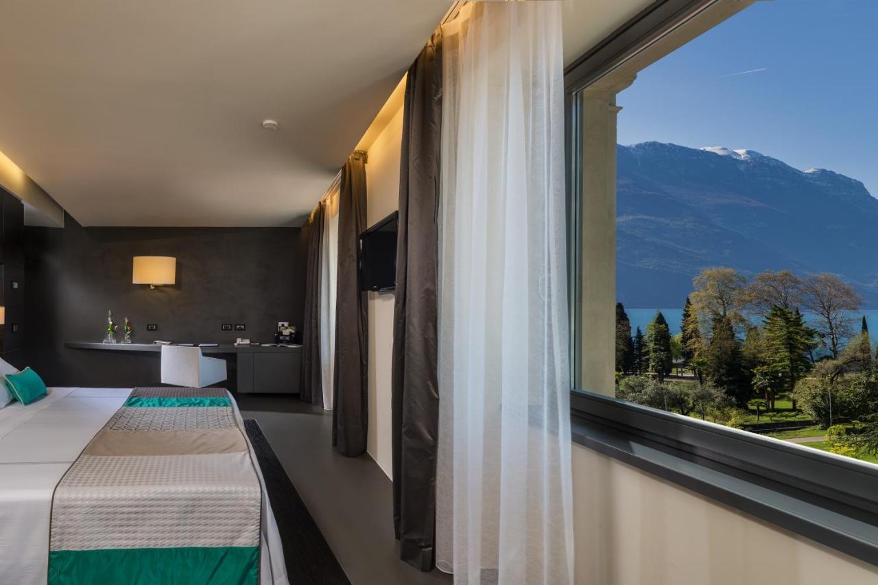 Lido Palace - The Leading Hotels Of The World Riva del Garda Buitenkant foto