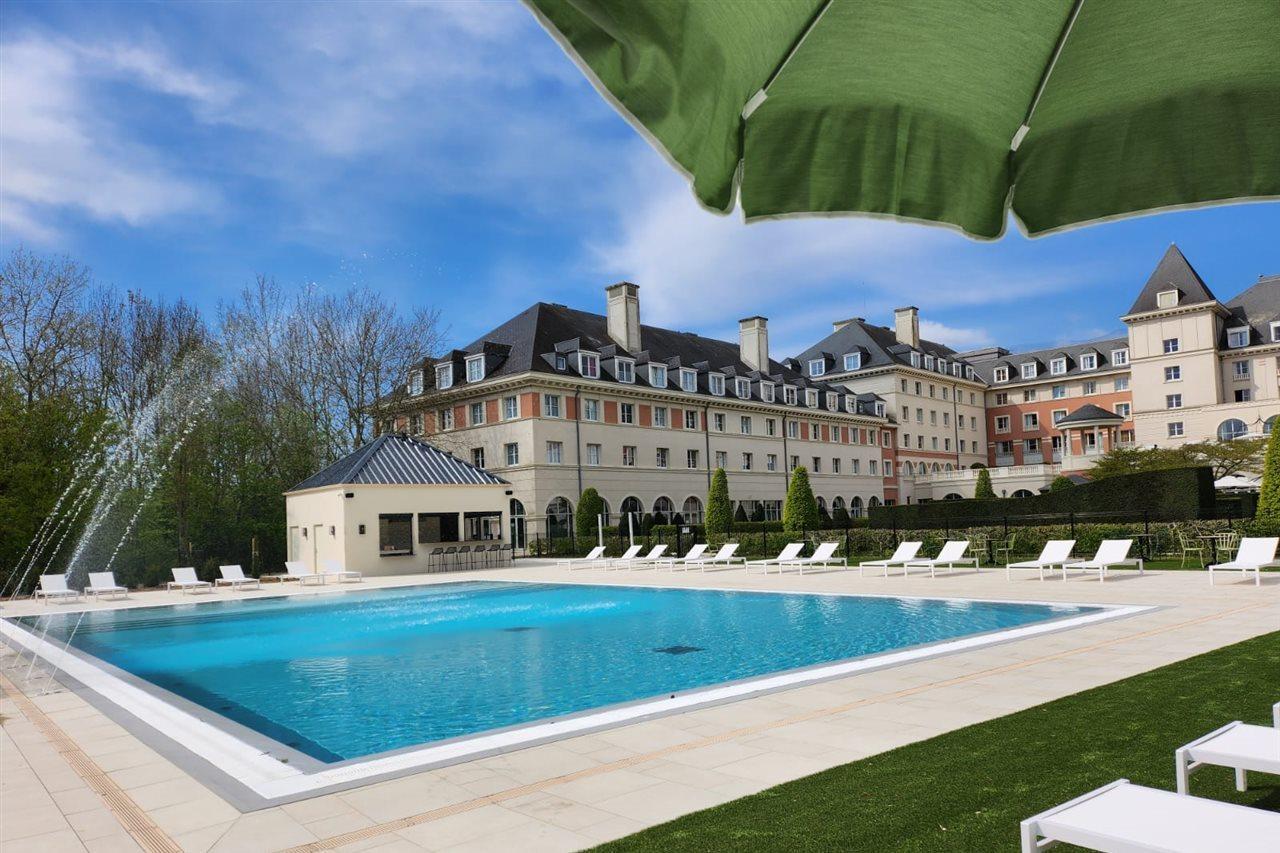 Dream Castle Hotel Marne La Vallee Magny-le-Hongre Buitenkant foto
