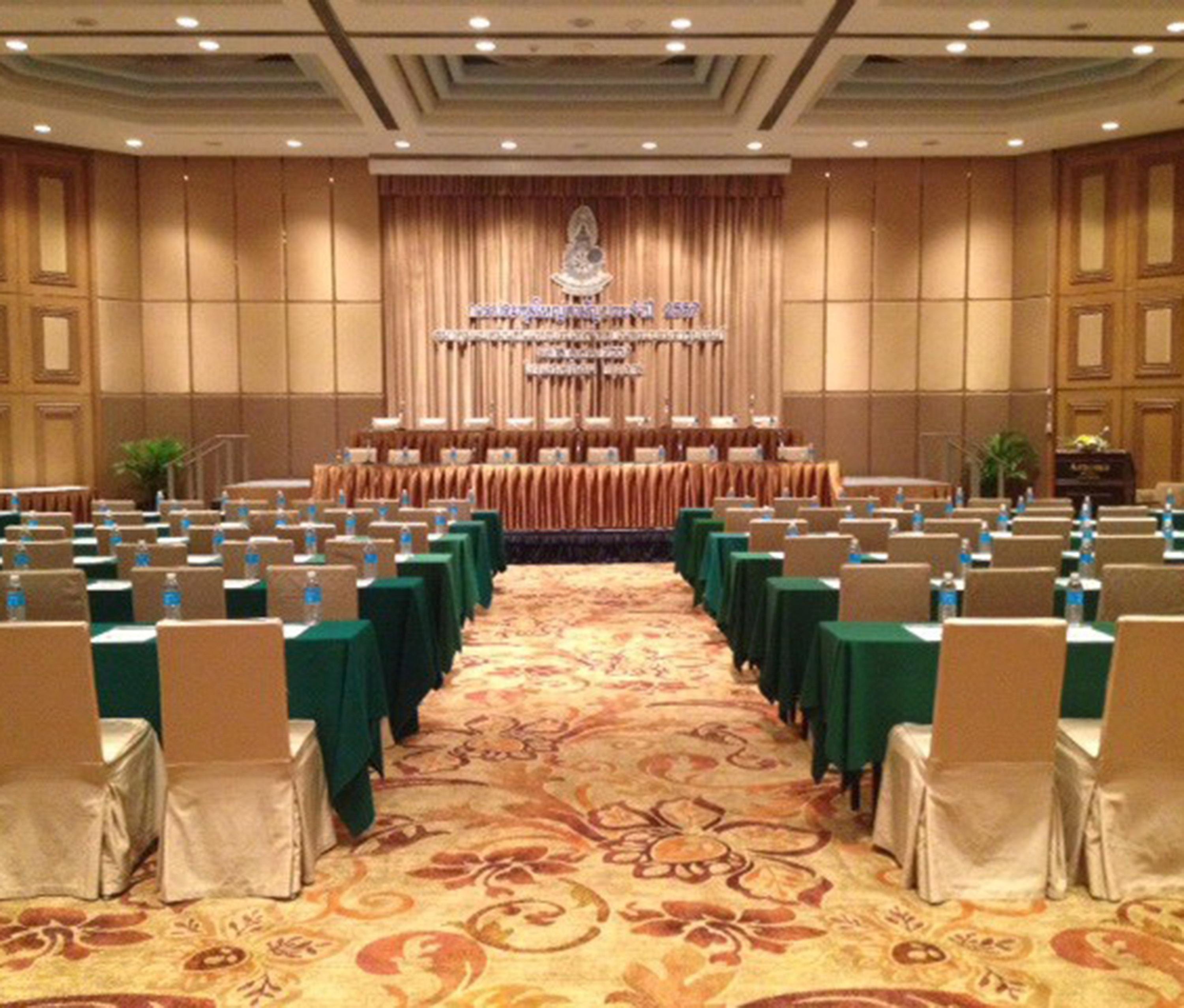 Arnoma Hotel Bangkok - Sha Plus Buitenkant foto