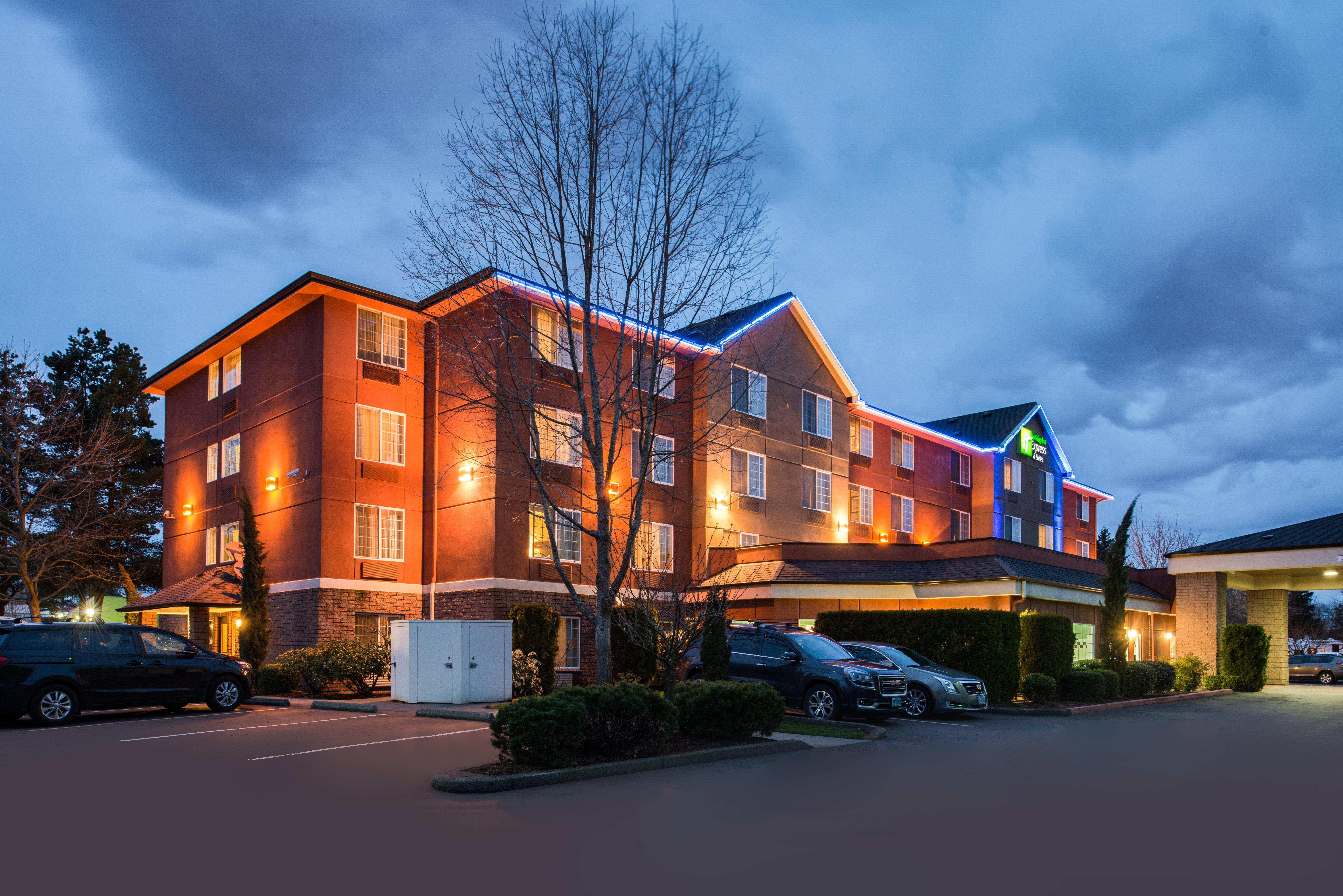 Holiday Inn Express Hotel & Suites Portland - Jantzen Beach, An Ihg Hotel Buitenkant foto