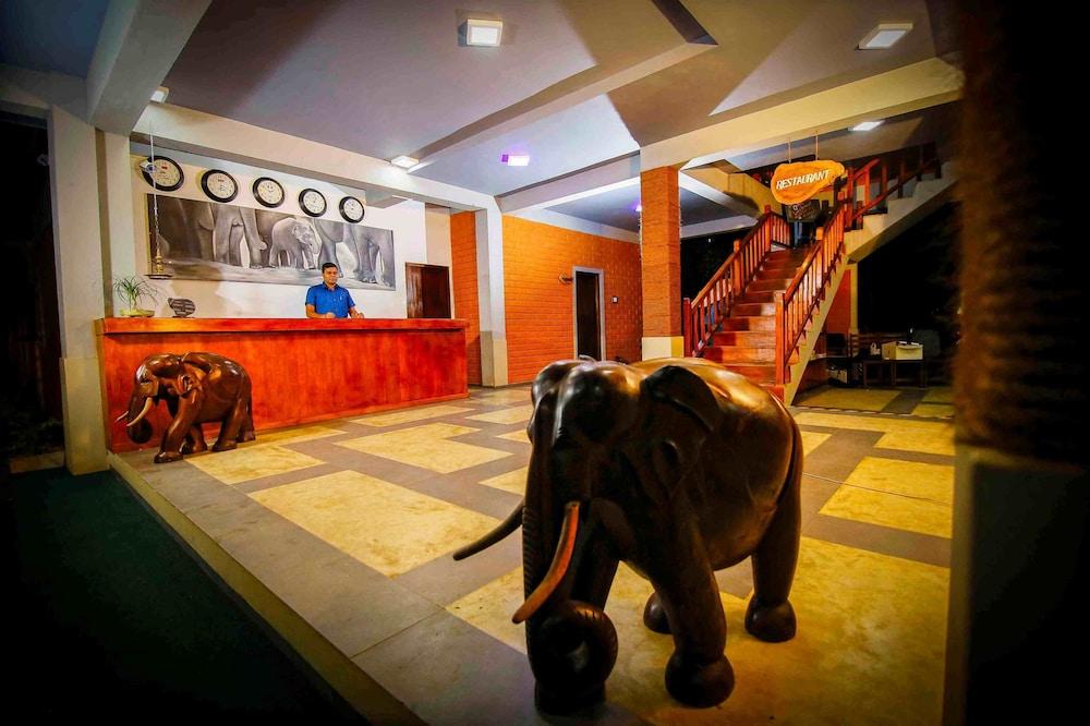 Elephas Resort Sigiriya Buitenkant foto