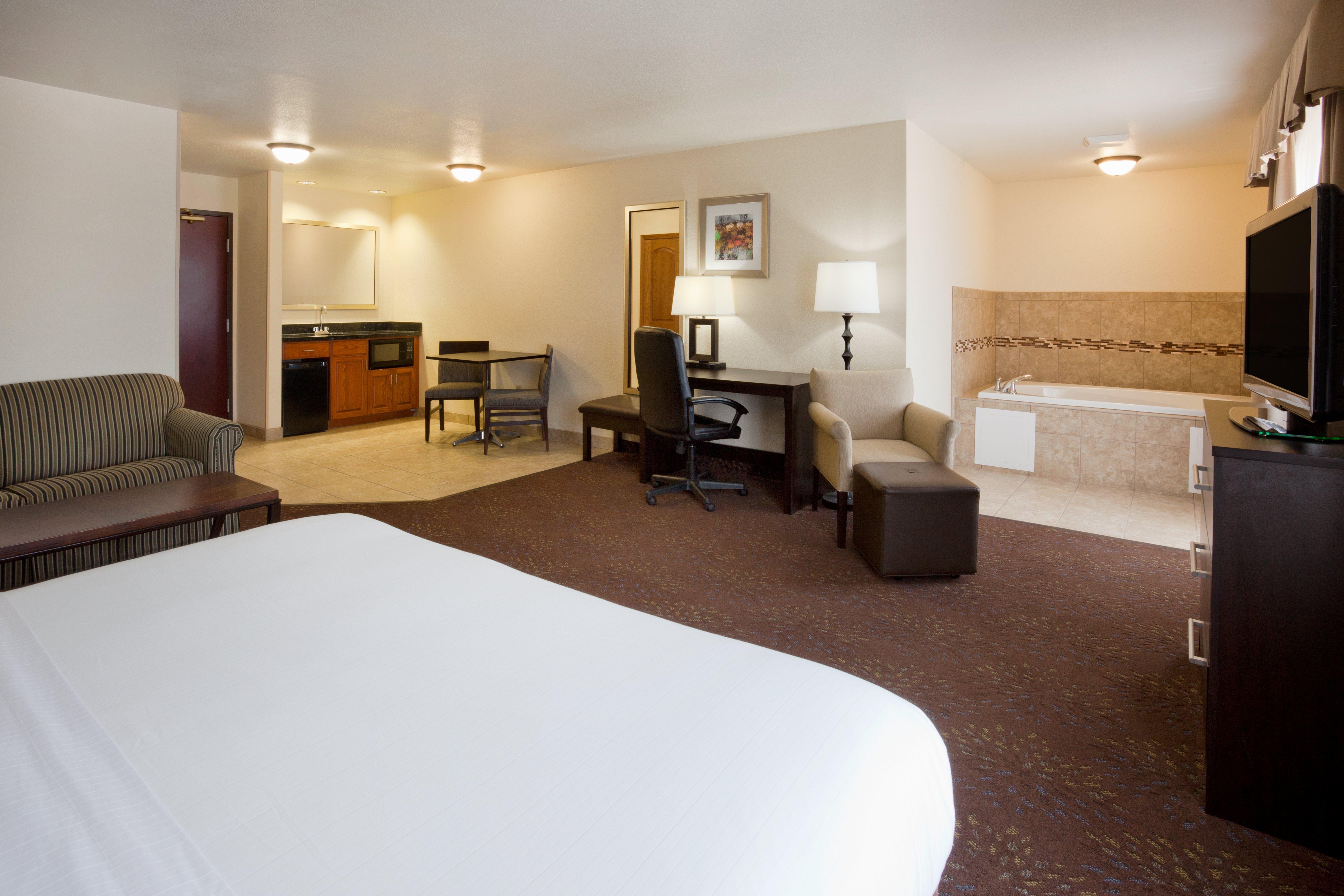 Holiday Inn Express&Suites Aberdeen, an IHG Hotel Buitenkant foto