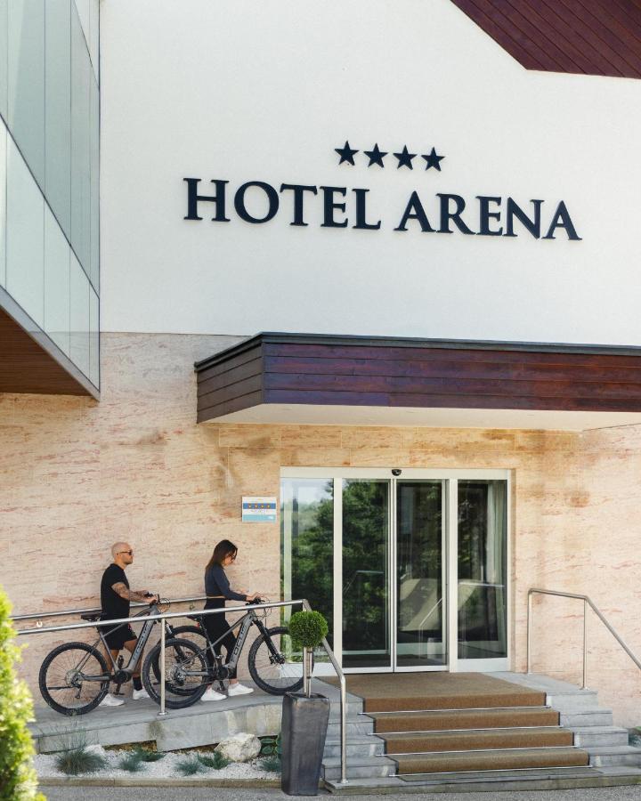 Hotel Arena Maribor Buitenkant foto