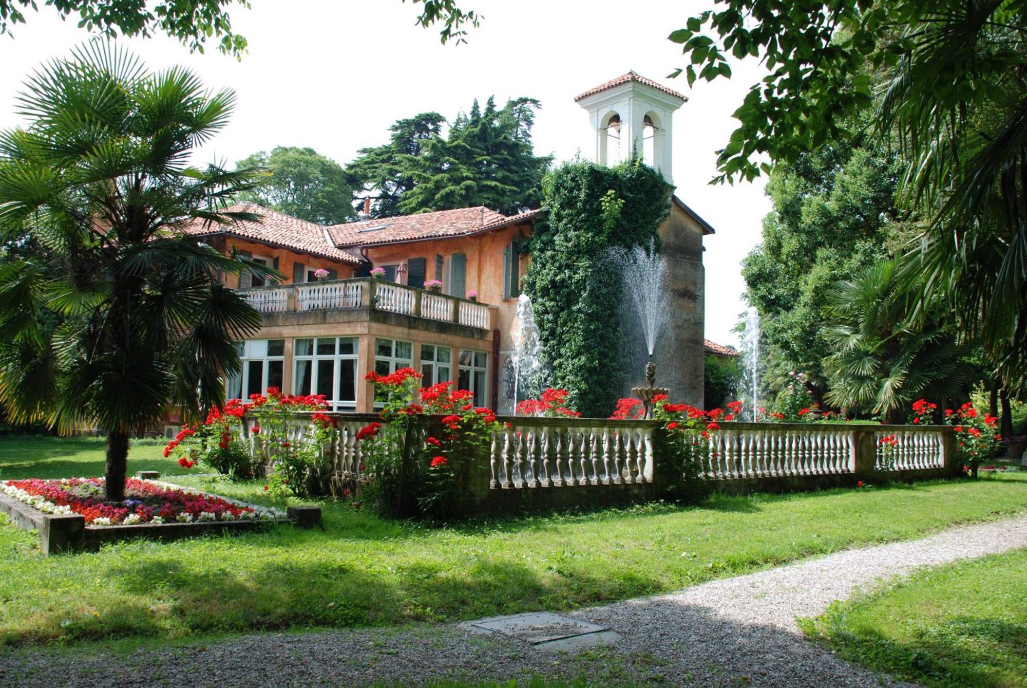 Hotel Villa Luppis Pasiano Di Pordenone Buitenkant foto