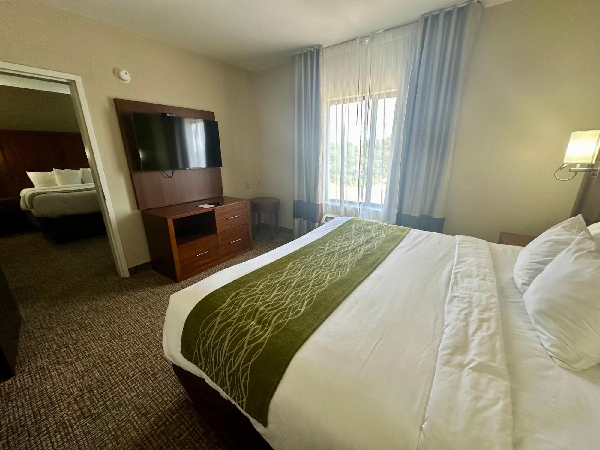 Comfort Inn & Suites Augusta West Near Fort Eisenhower Buitenkant foto