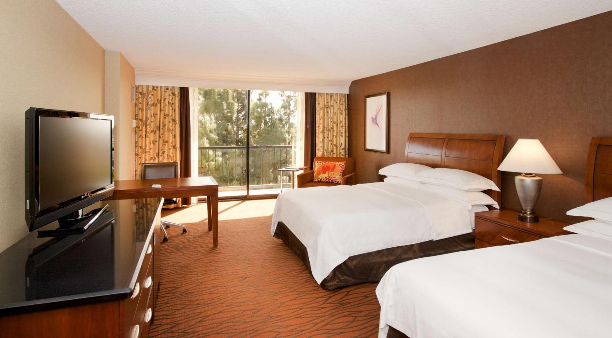 Hilton Orange County/Costa Mesa Hotel Buitenkant foto