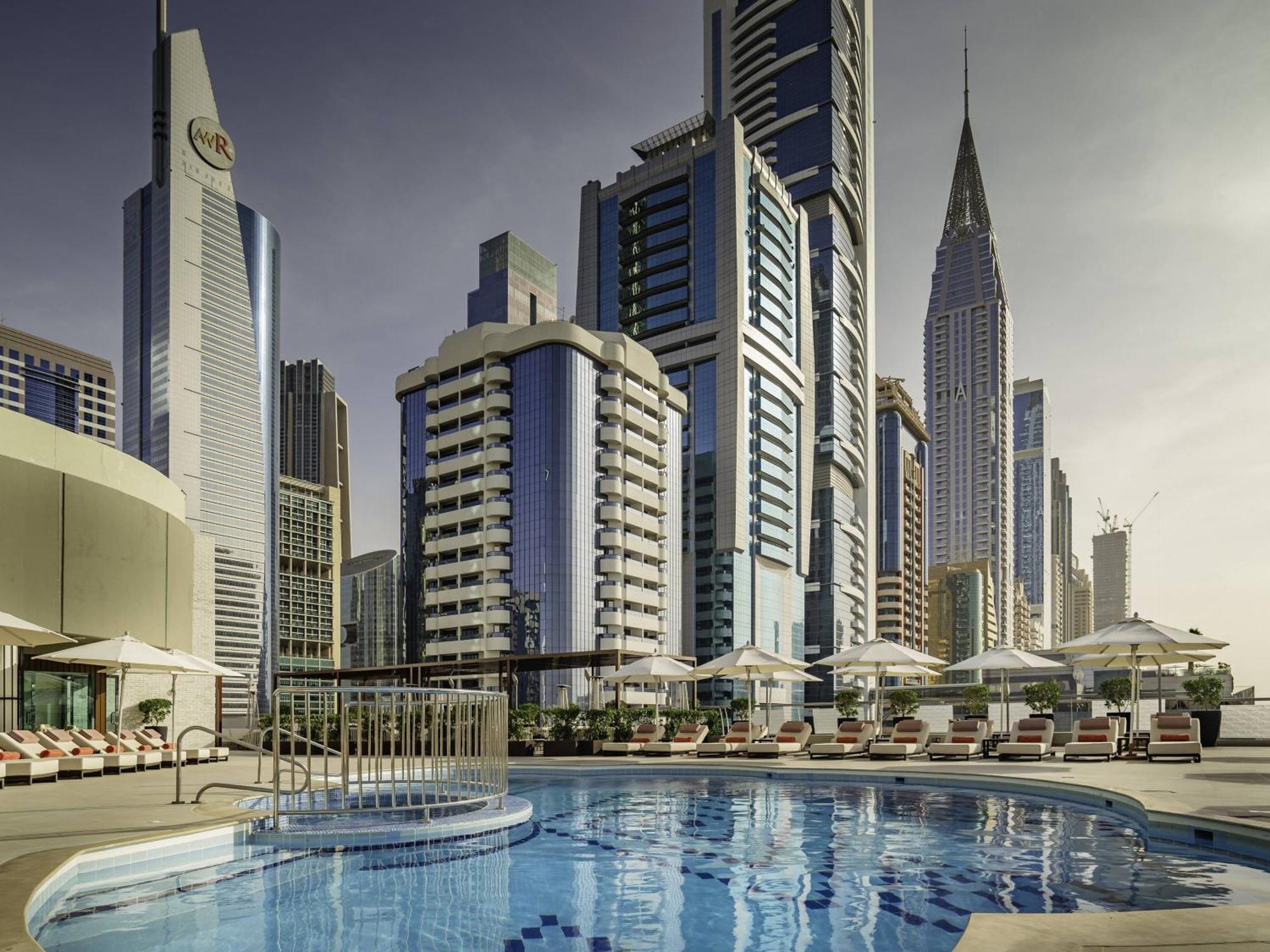Towers Rotana - Dubai Hotel Buitenkant foto