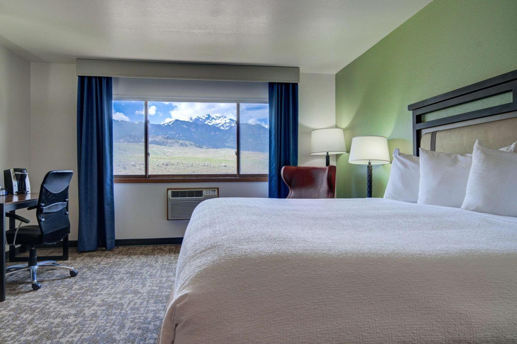 The Ridgeline Hotel At Yellowstone, Ascend Hotel Collection Gardiner Buitenkant foto