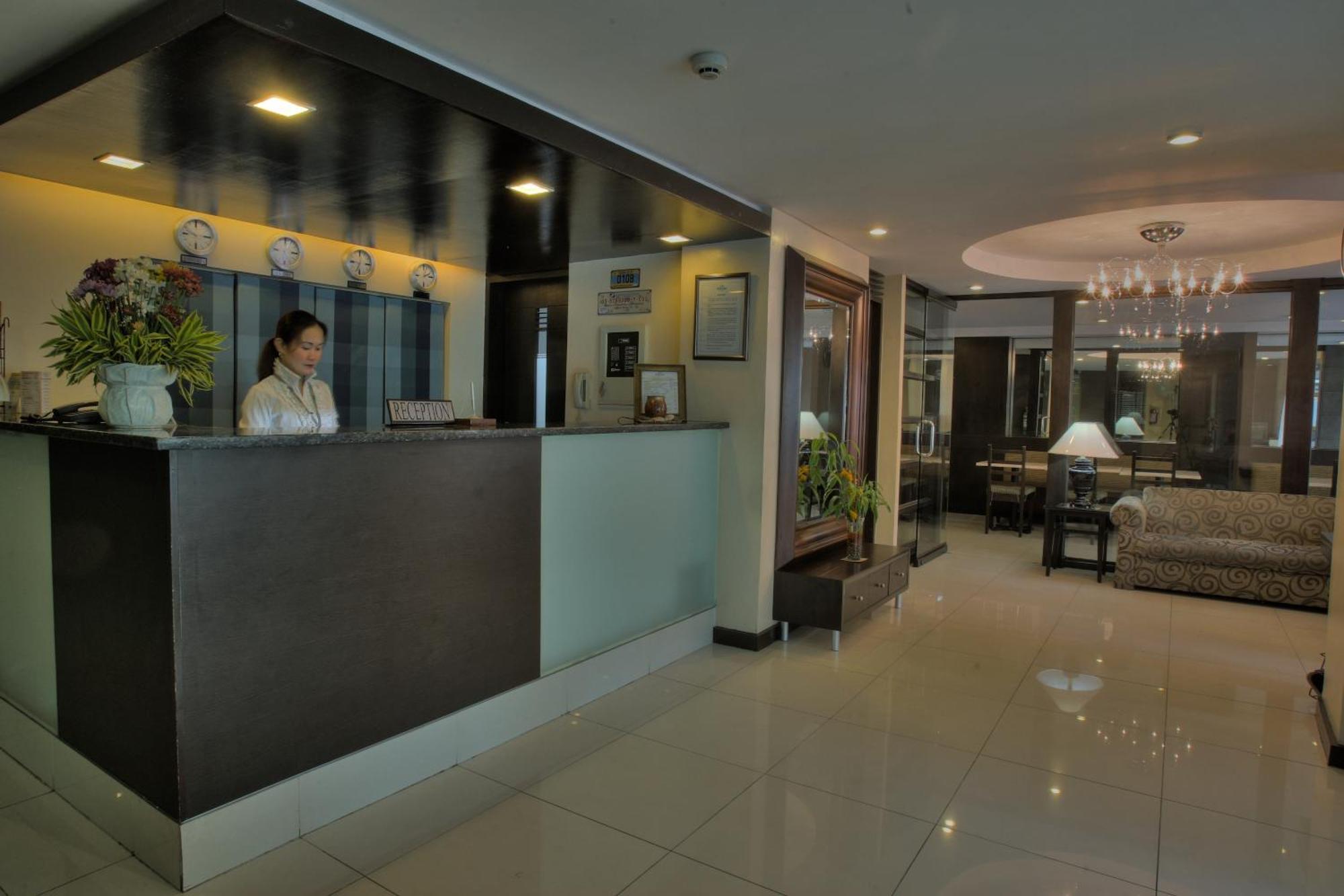 Fersal Hotel Neptune Makati Makati City Buitenkant foto