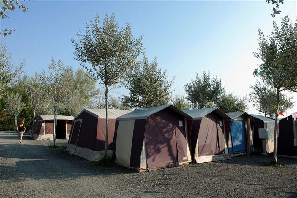 New Camping Le Tamerici Cecina  Buitenkant foto