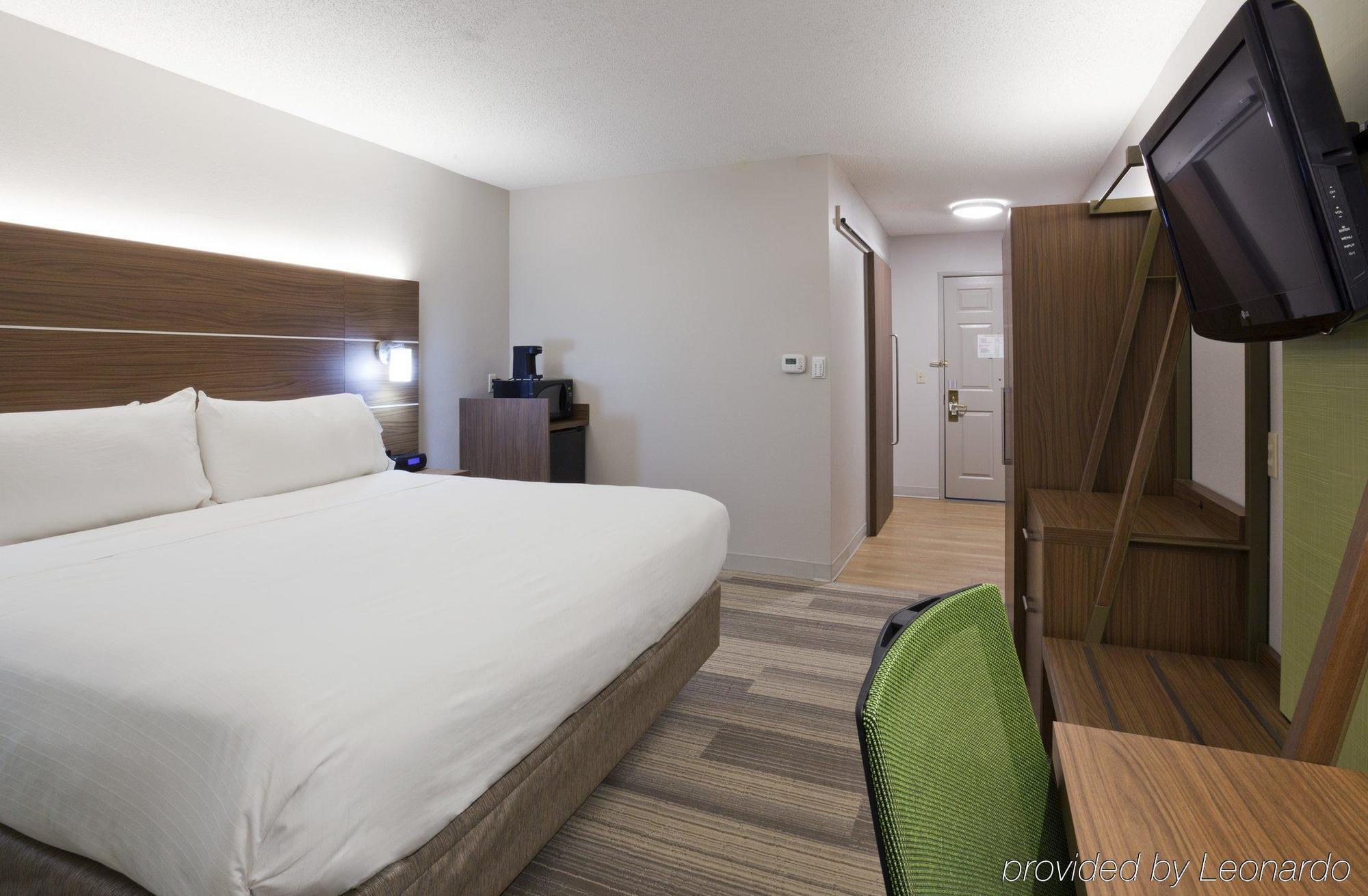 Holiday Inn Express Hotel & Suites Minneapolis-Golden Valley, An Ihg Hotel Buitenkant foto