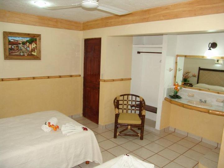 Hotel Bambu Campeche Kamer foto
