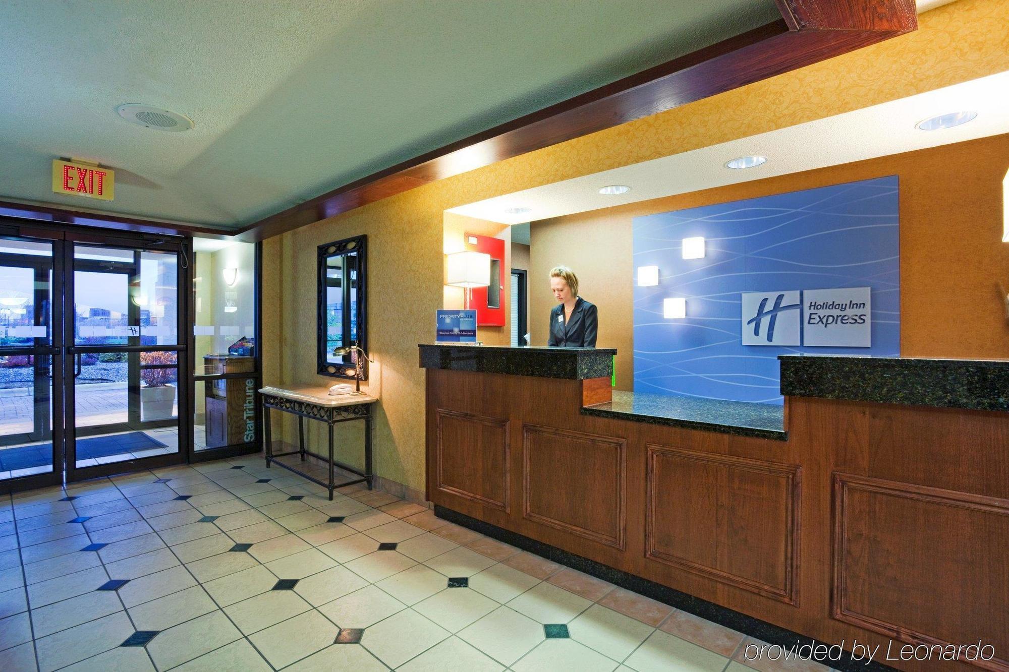 Holiday Inn Express Hotel & Suites Minneapolis-Golden Valley, An Ihg Hotel Interieur foto