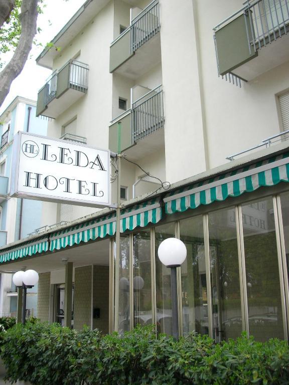 Hotel Leda Rimini Buitenkant foto