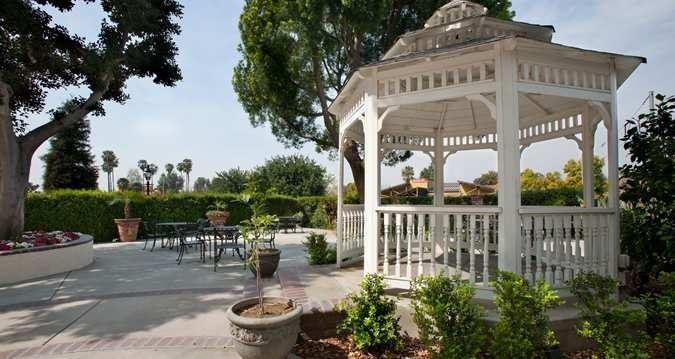 Doubletree By Hilton San Bernardino Hotel Restaurant foto