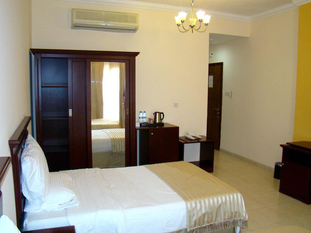 Queen Inn Apartment Ras al-Khaimah Buitenkant foto